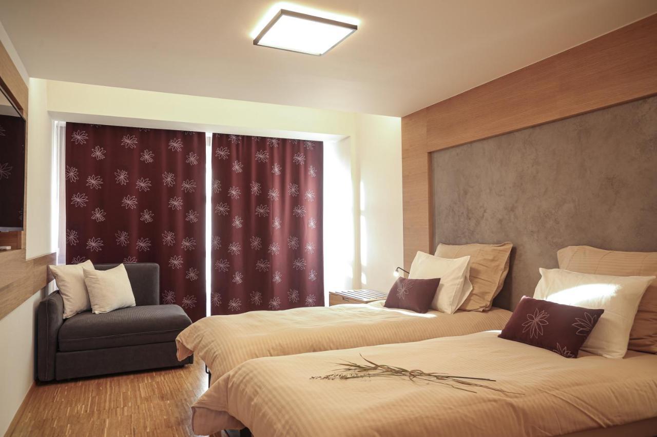 Par Pokoju Microhotel 兹林 外观 照片